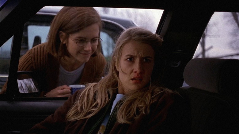 Citizen Ruth still 1