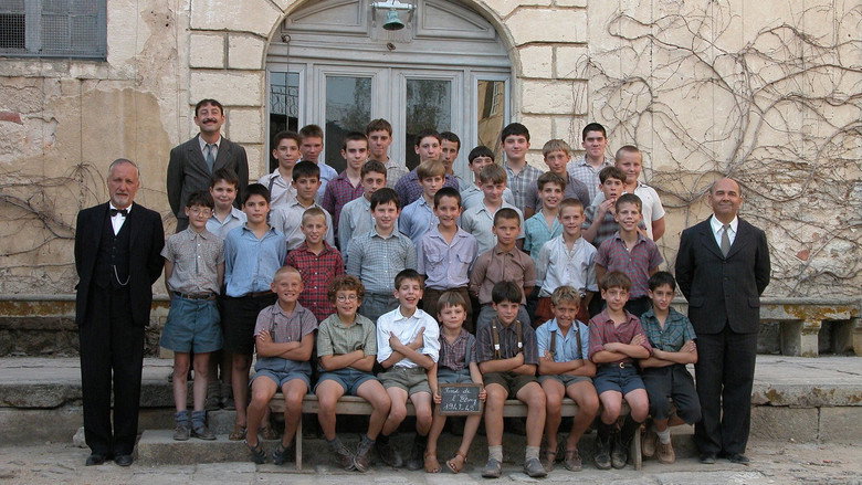 The Chorus still 8