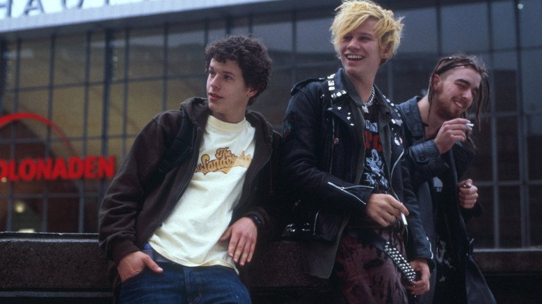 Engel & Joe still 3