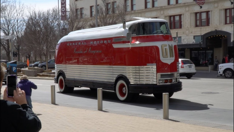 Miracle At Beaverdam - The Restoration of Futurliner No. 10 still 1