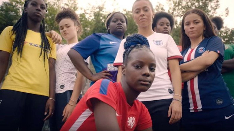 Footeuses still 2