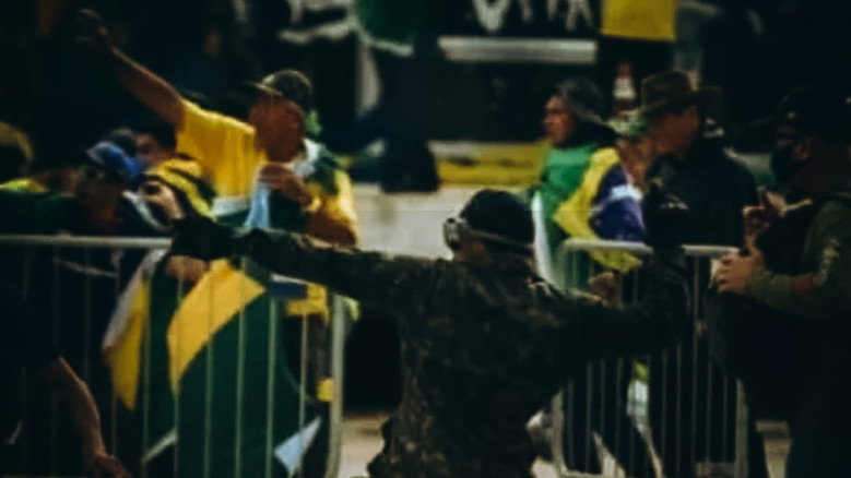8/1 – A Democracia Resiste still 2