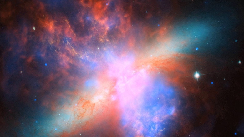 BluScenes: Journey Through Space still 8