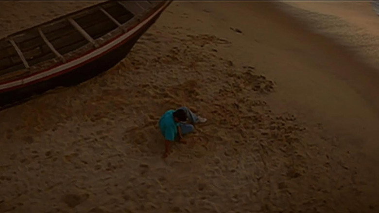 Alaipayuthey still 6