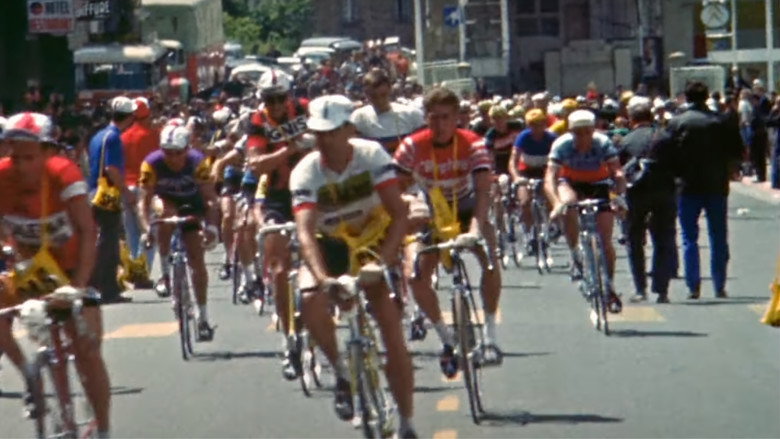 Vive Le Tour still 1