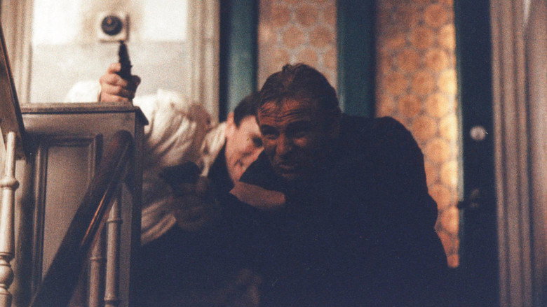 Murder in the Dark still 3