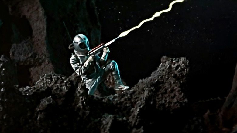 Battle in Outer Space still 3