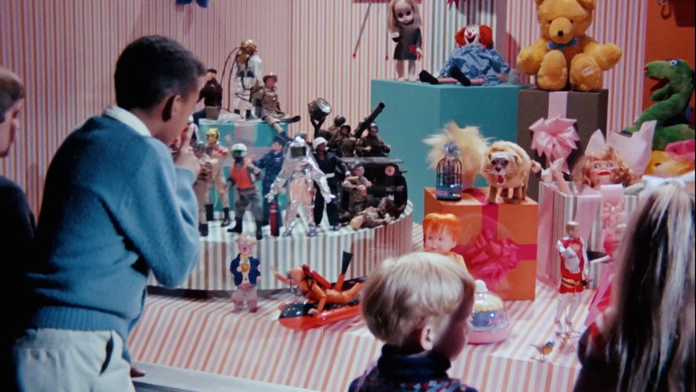 Toys still 2