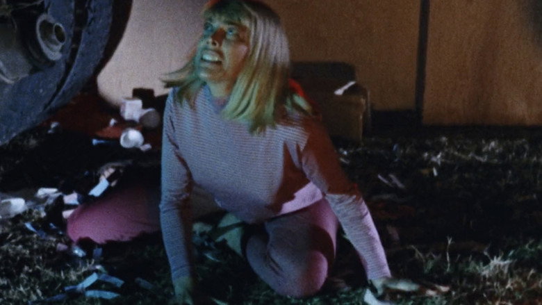 She Freak still 6