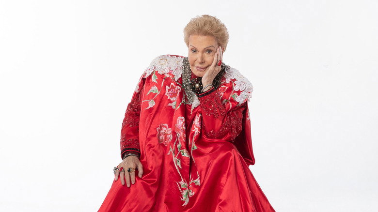 Mucho Mucho Amor: The Legend of Walter Mercado still 8