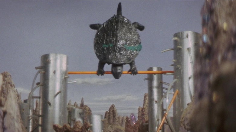 Gamera vs. Guiron still 5