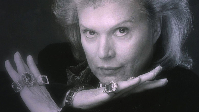 Mucho Mucho Amor: The Legend of Walter Mercado still 7
