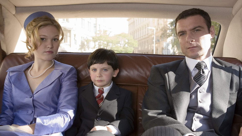 The Omen still 8