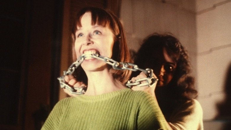 Flesh-Eating Mothers still 3