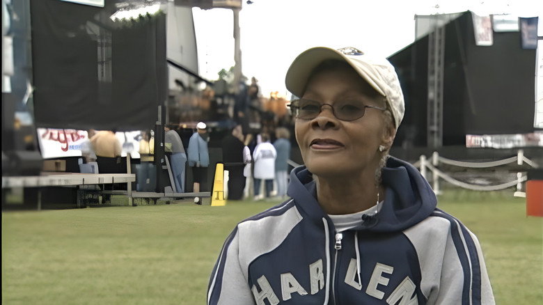 Dionne Warwick Live still 1
