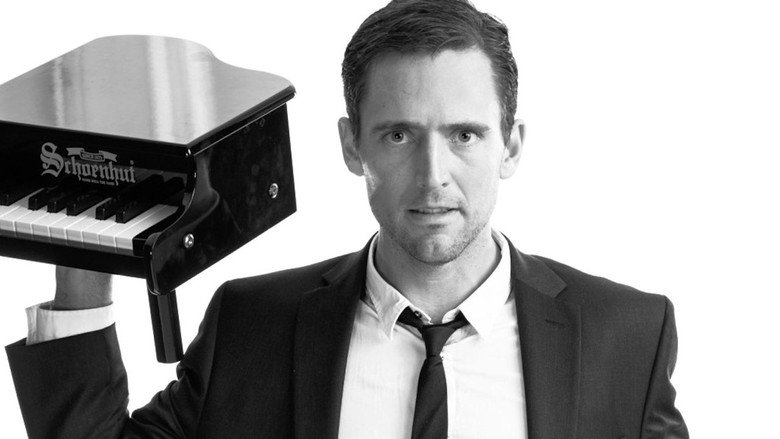 Owen Benjamin: Huge Pianist still 2