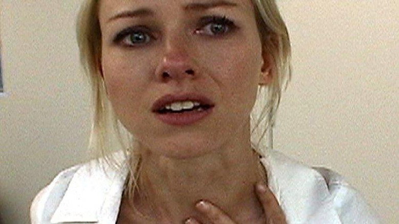 Ellie Parker still 8
