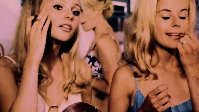 Miss and Mrs Sweden still 3