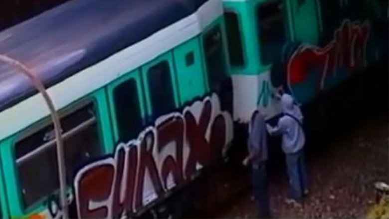 Dirty Handz 2 - Back On Tracks still 1
