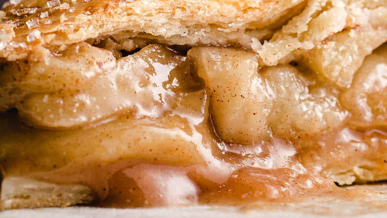 Red Delicious still 1