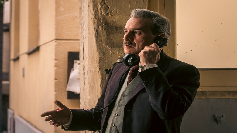 The Dinner still 7