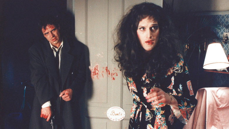 Murder in the Dark still 6