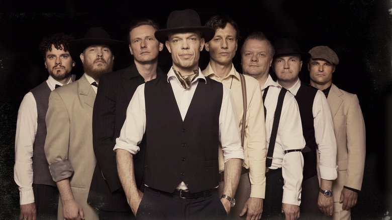 Thorbjørn Risager & The Black Tornado - Songs From The Road still 3