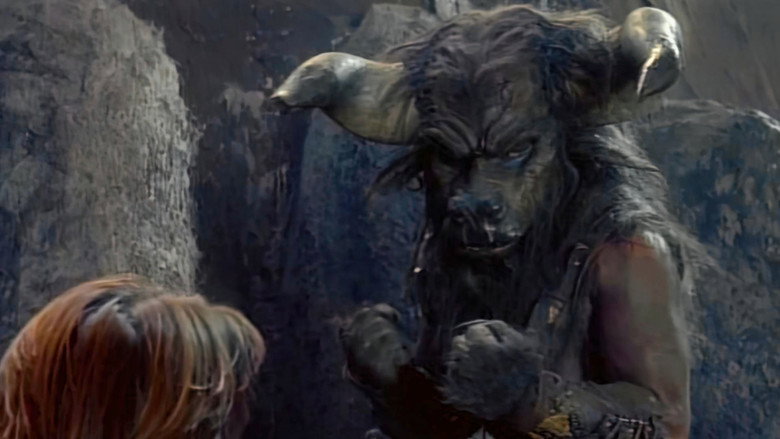 Hercules in the Maze of the Minotaur still 5