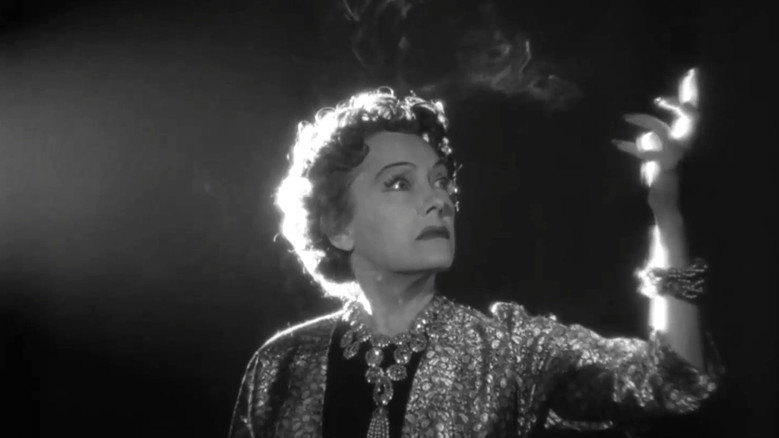 Sunset Boulevard still 4