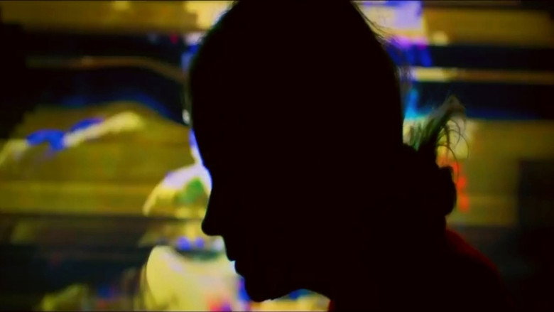 The Woman in the Window still 7