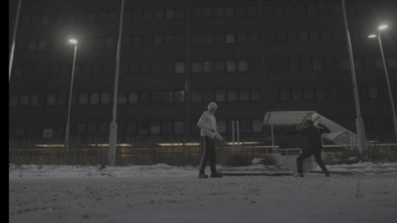 Yön Varjo still 5