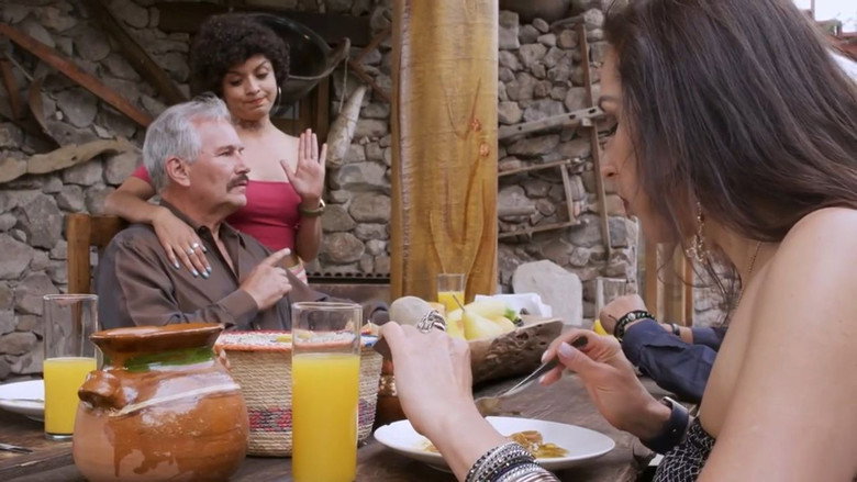 Las amantes del narco IV still 1