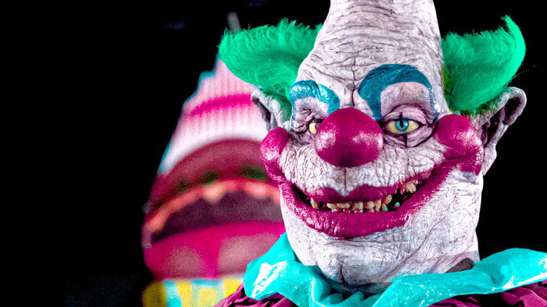 Killer Klowns from Outer Space still 2