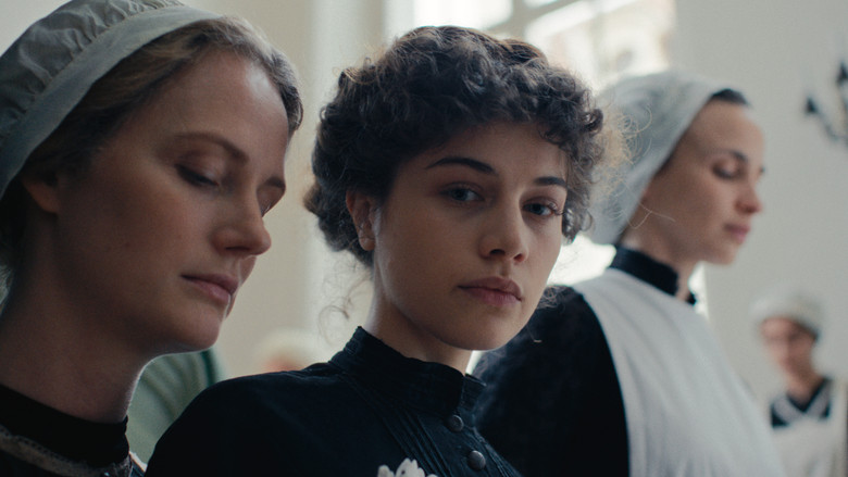 Fanny still 4