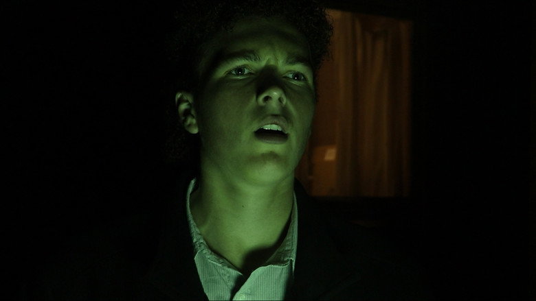 Aliens in the Office still 3