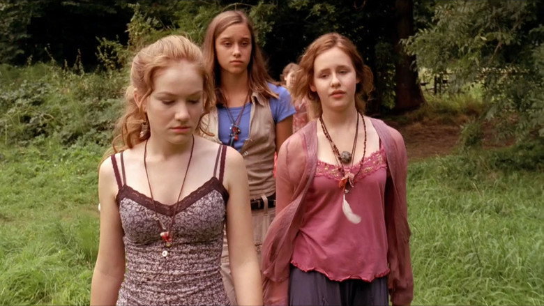 The Wild Chicks and Life still 2
