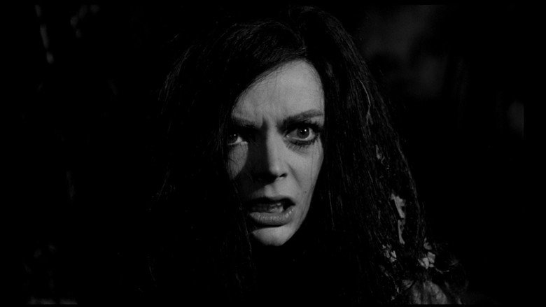 Nightmare Castle still 6